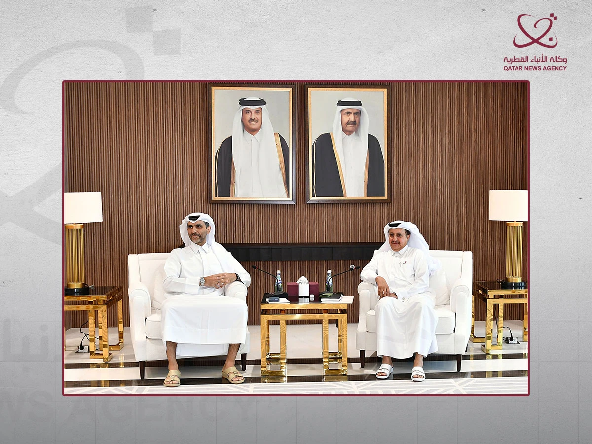 "مناطق" وغرفة قطر تستعرضان تعزيز التعاون لدعم القطاع الصناعي وتحسين بيئة الأعمال