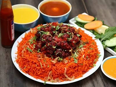 طعام موظفي الشركة