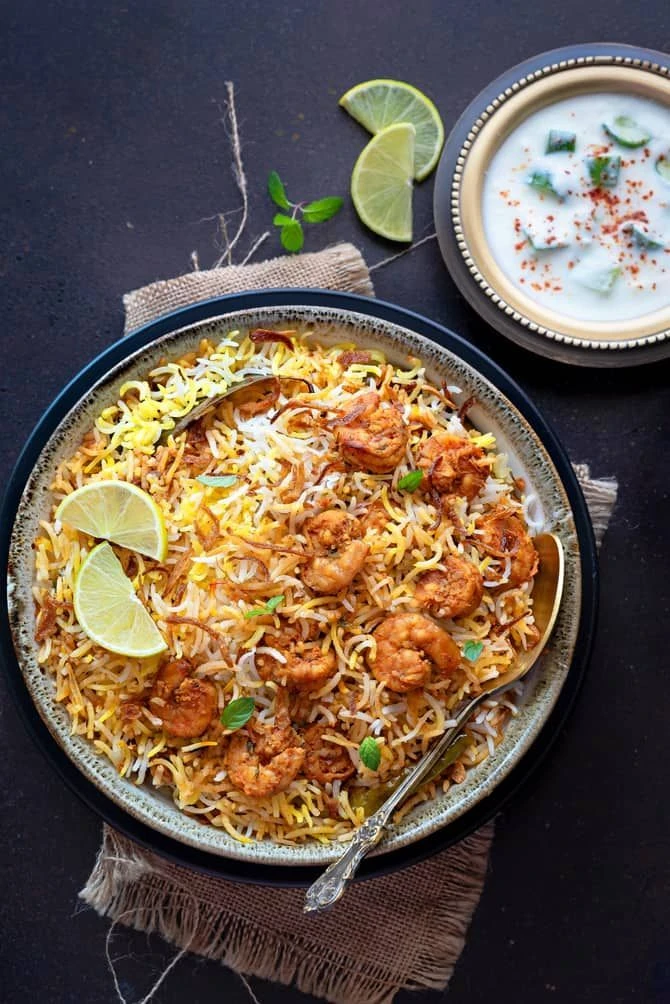 طعام موظفي الشركة